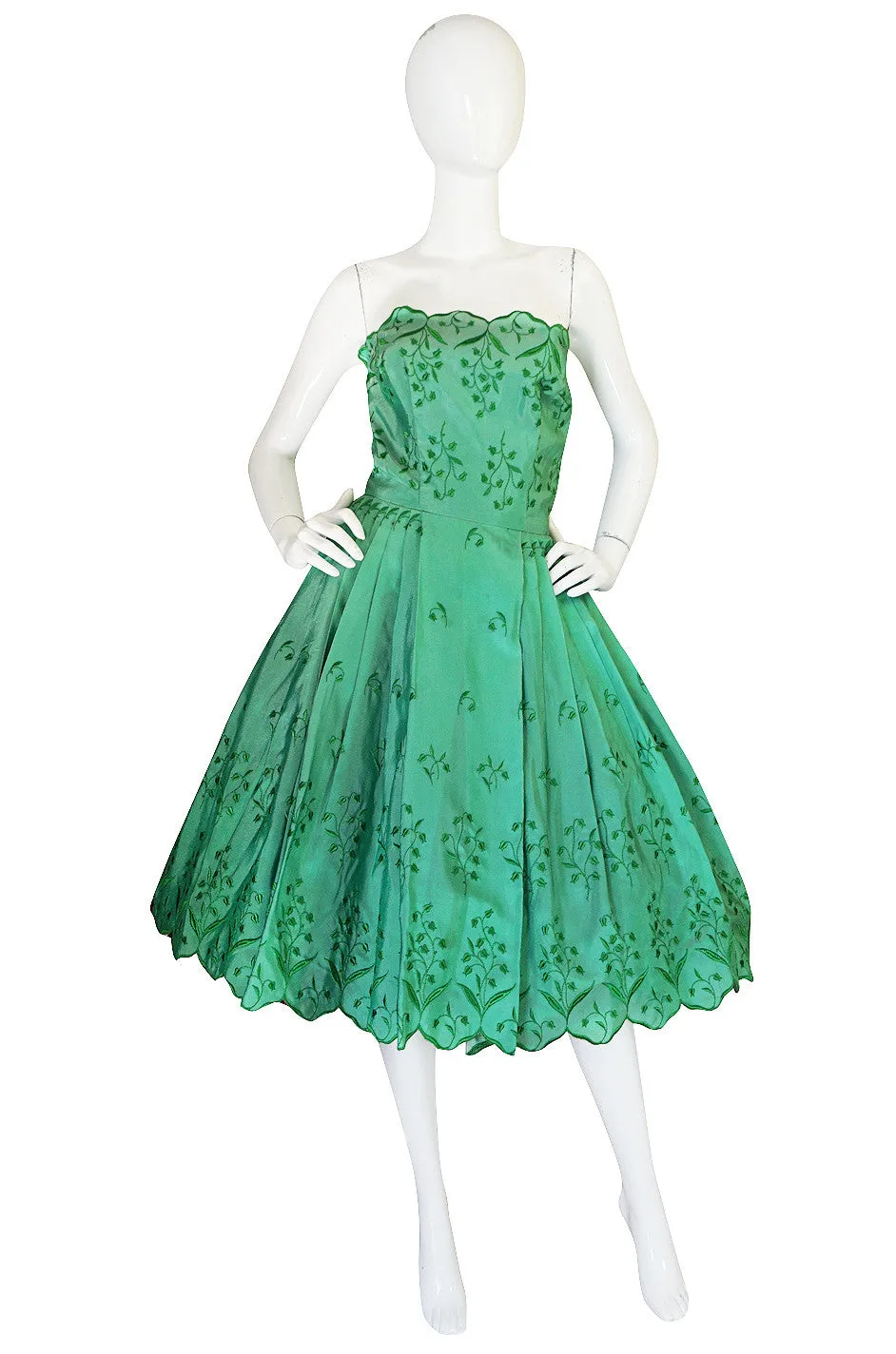 1950s Gorgeous Green Strapless Full Skirt Dress