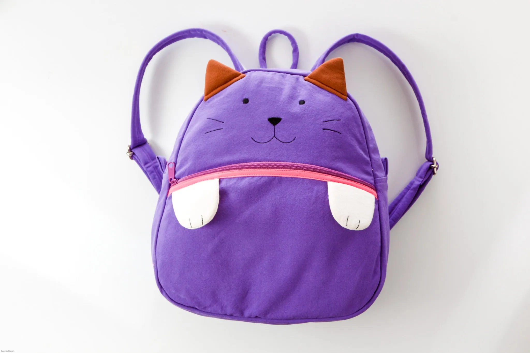 Cara Cat Kitty Backpack