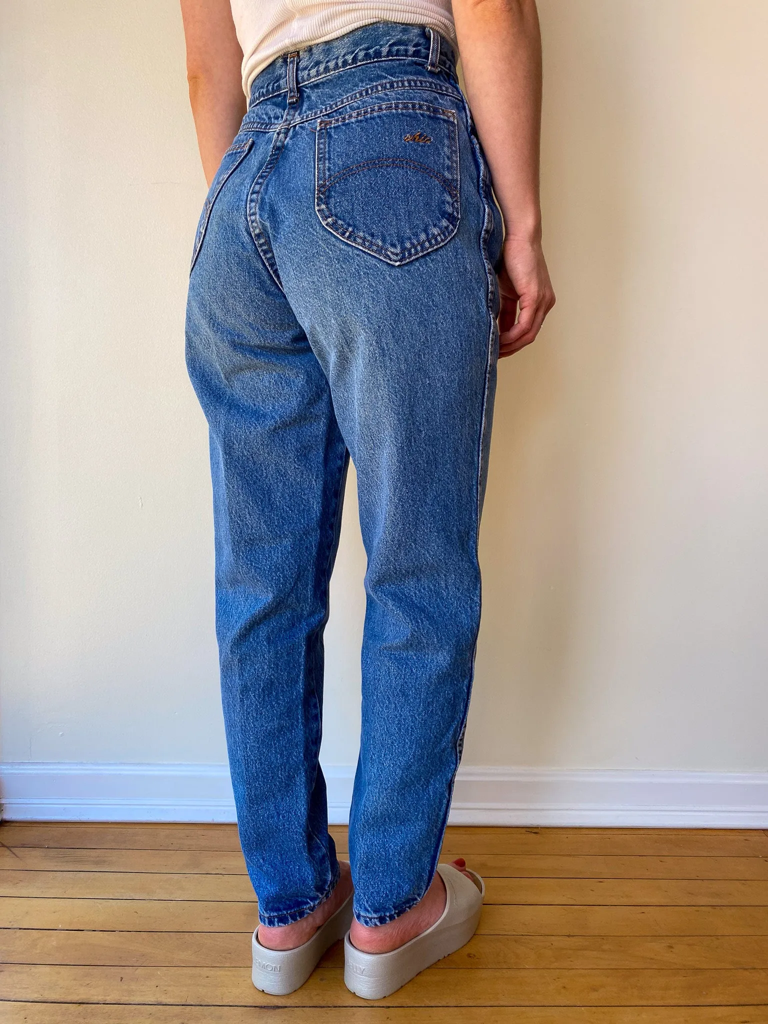 Chic Jeans—[26X29]