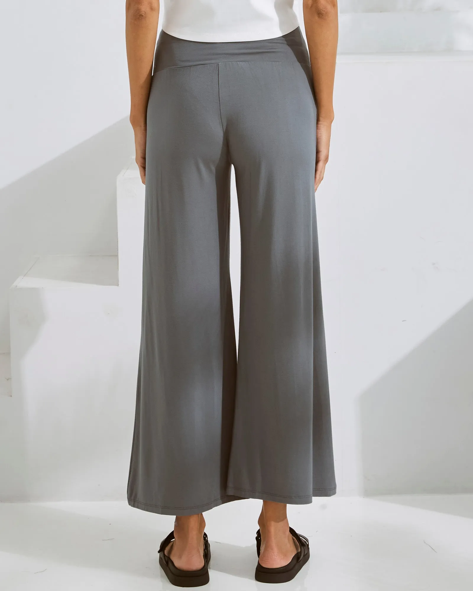 Debra Relax Crop Maternity Bamboo Pants in Grey