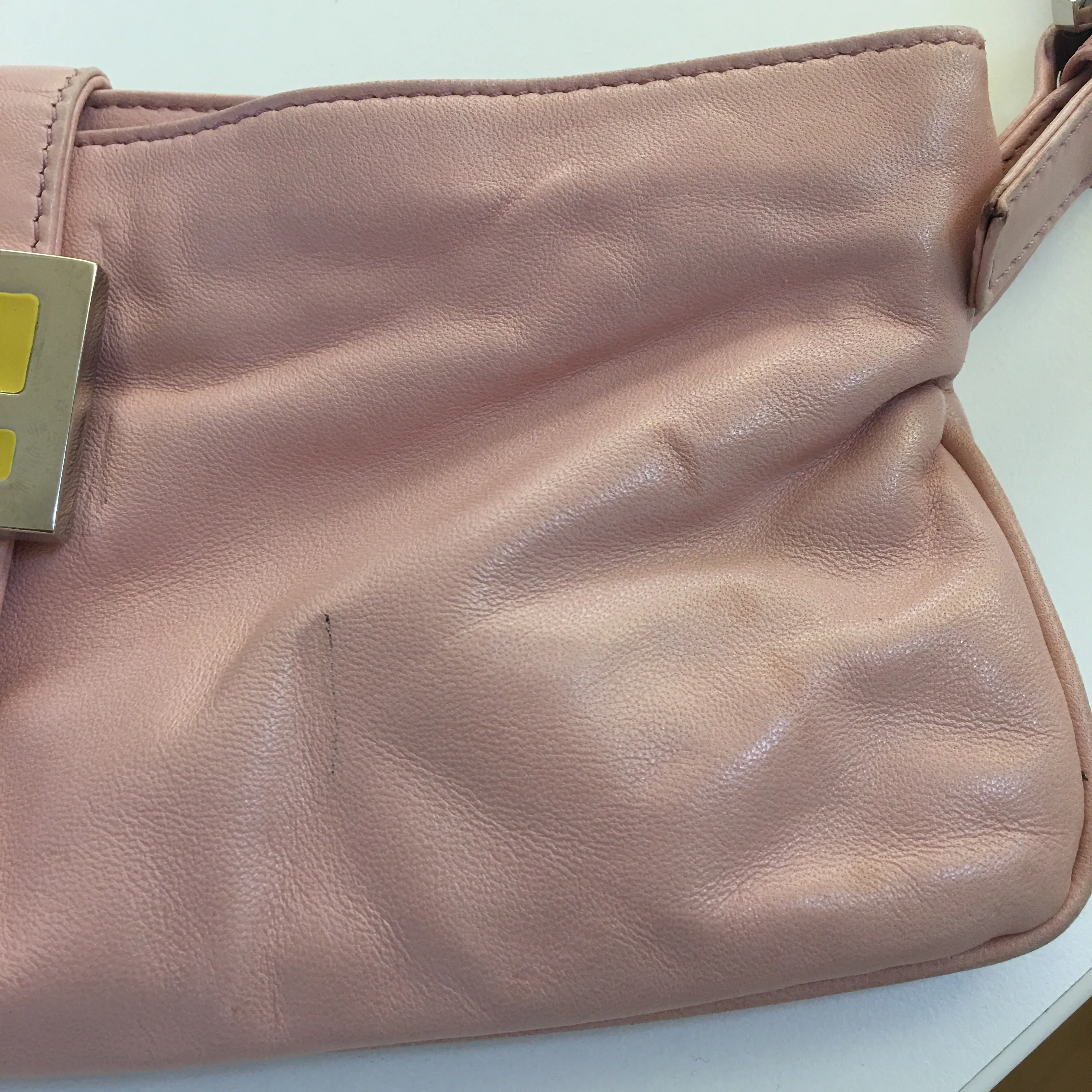 FENDI Crossbody Bag in Pink Leather