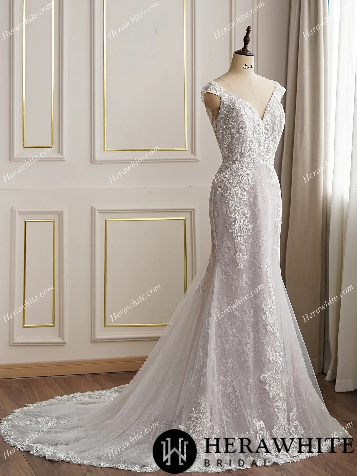 Gorgeous Lace Cape Sleeves Mermaid Wedding Dress