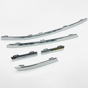 T6.1 Chrome lower grille trims