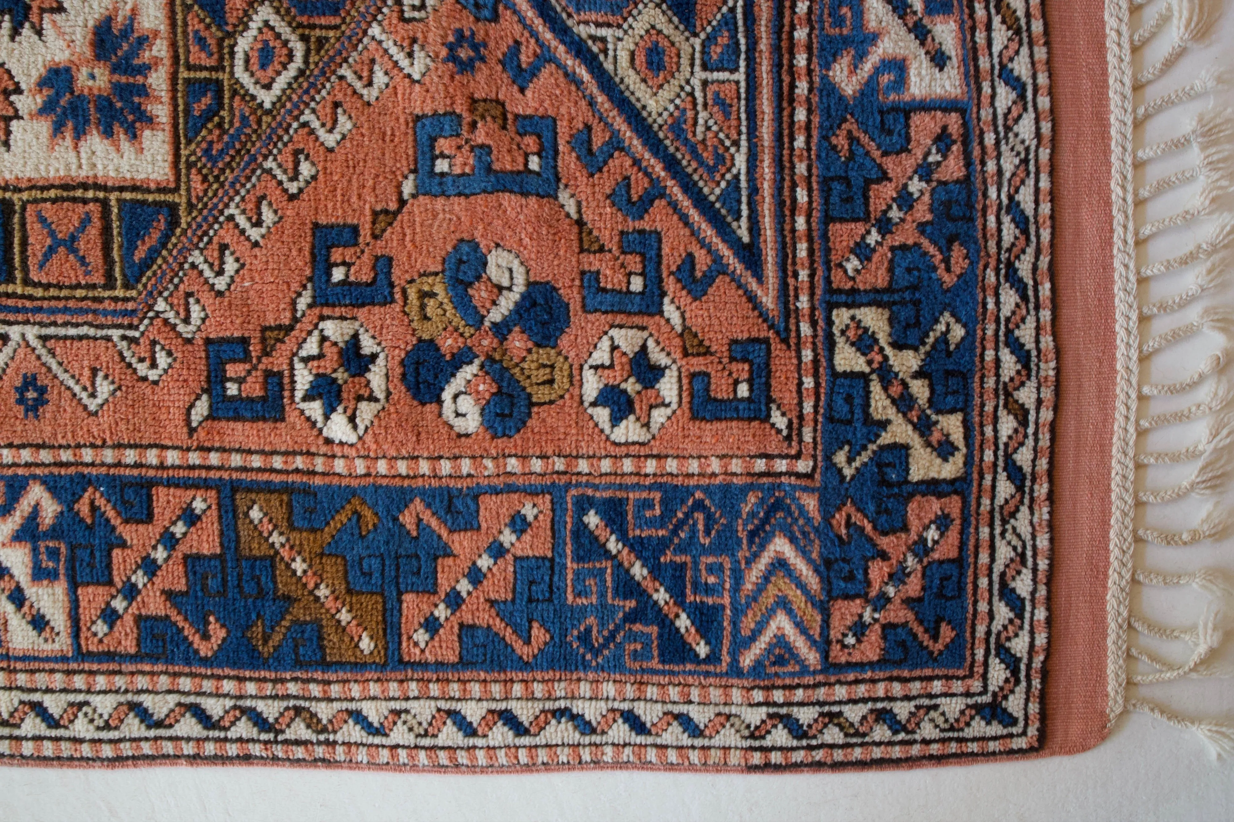 Vintage western Anatolian Rug 4'7"x6'8"