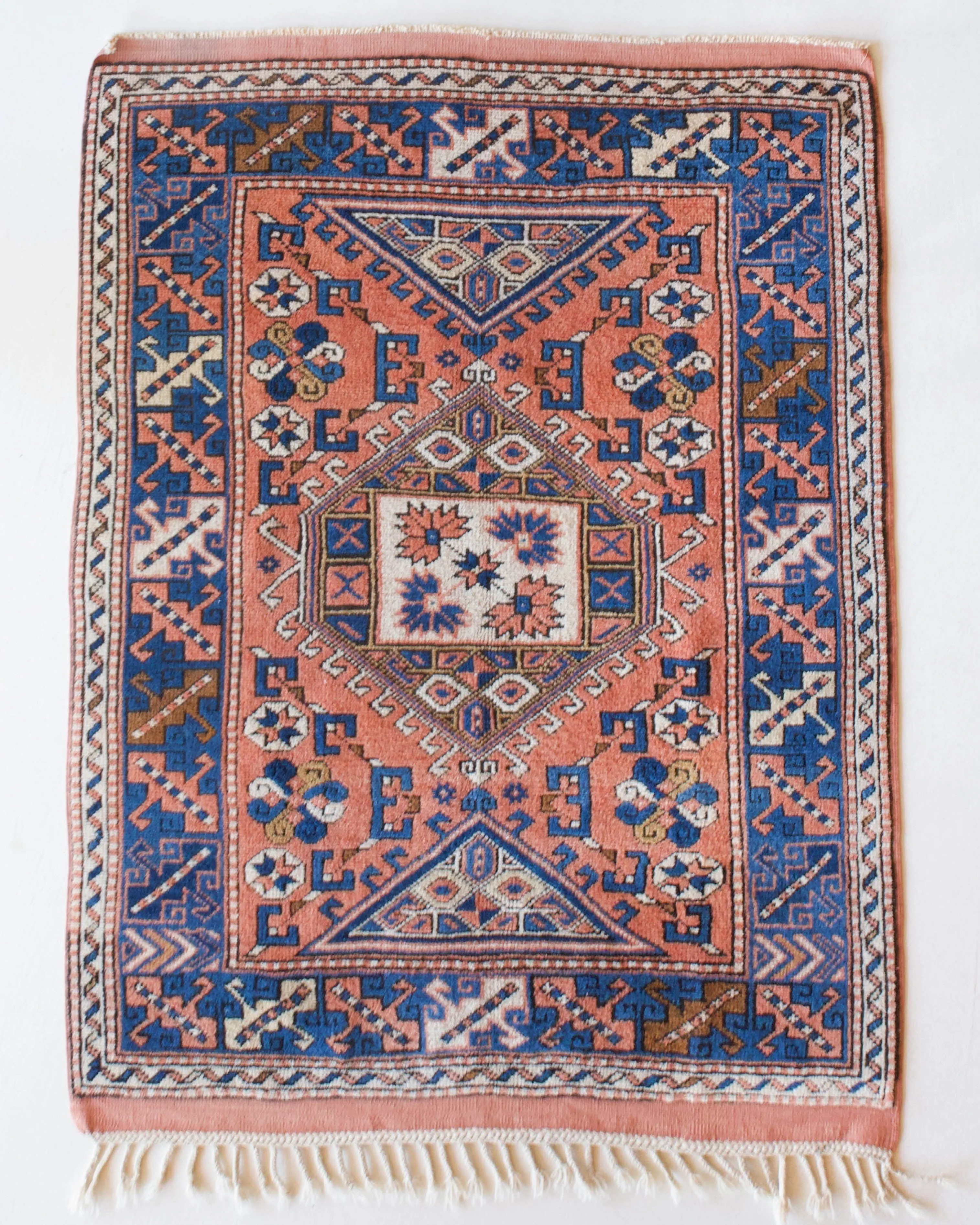 Vintage western Anatolian Rug 4'7"x6'8"