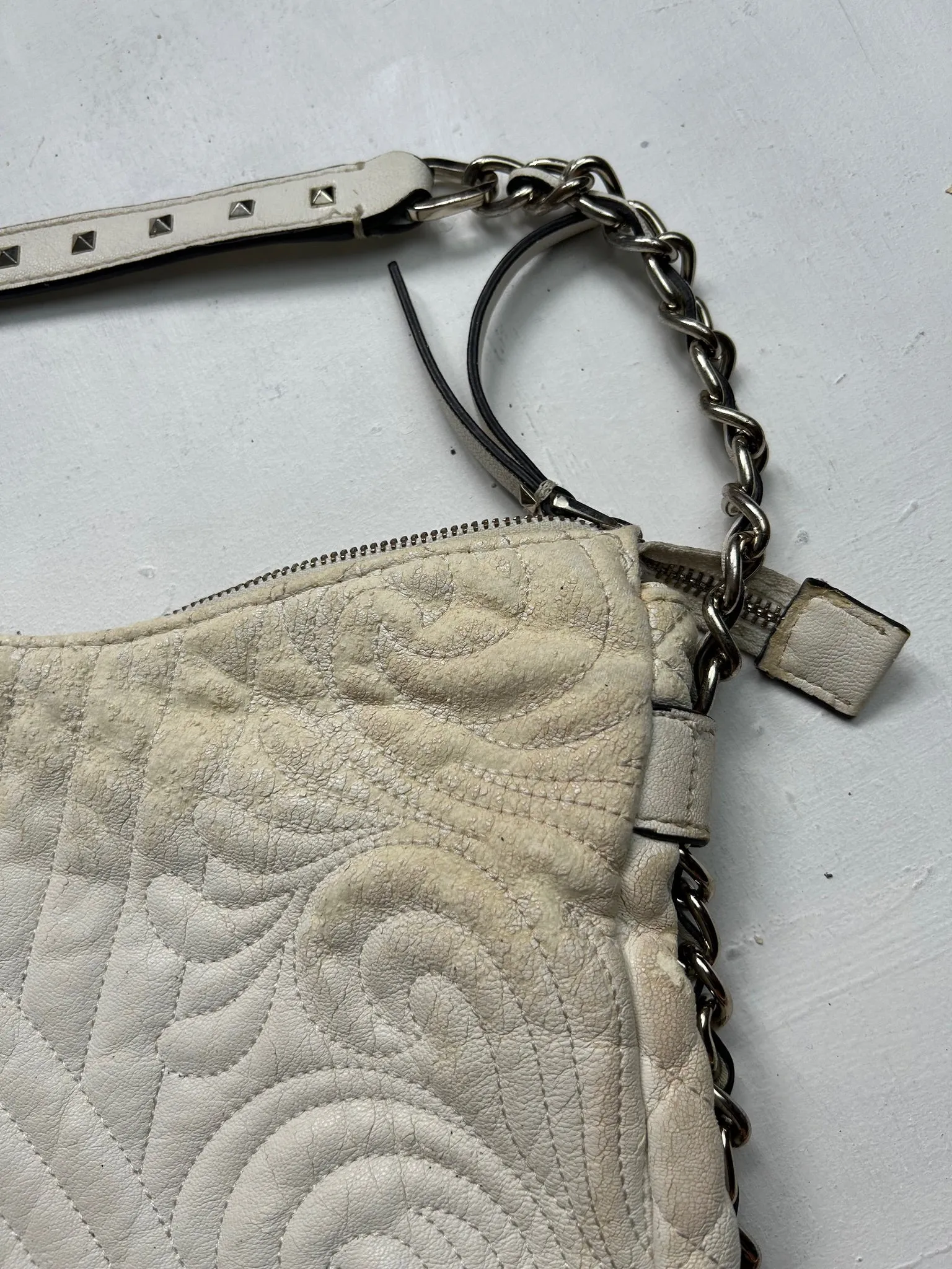 White pvc leather y2k vintage shoulder bag