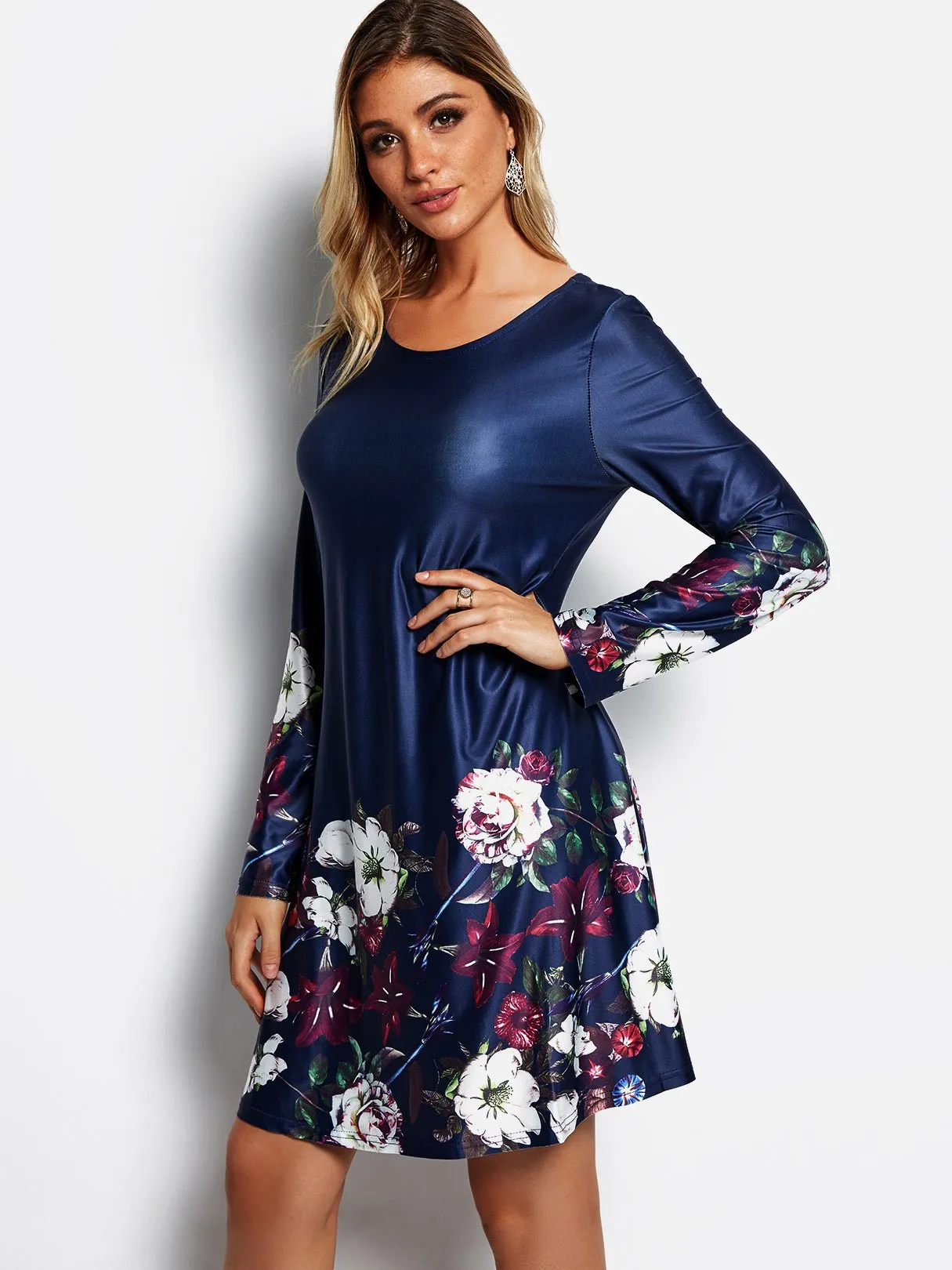 Wholesale Navy Round Neck Long Sleeve Floral Print Mini Dress