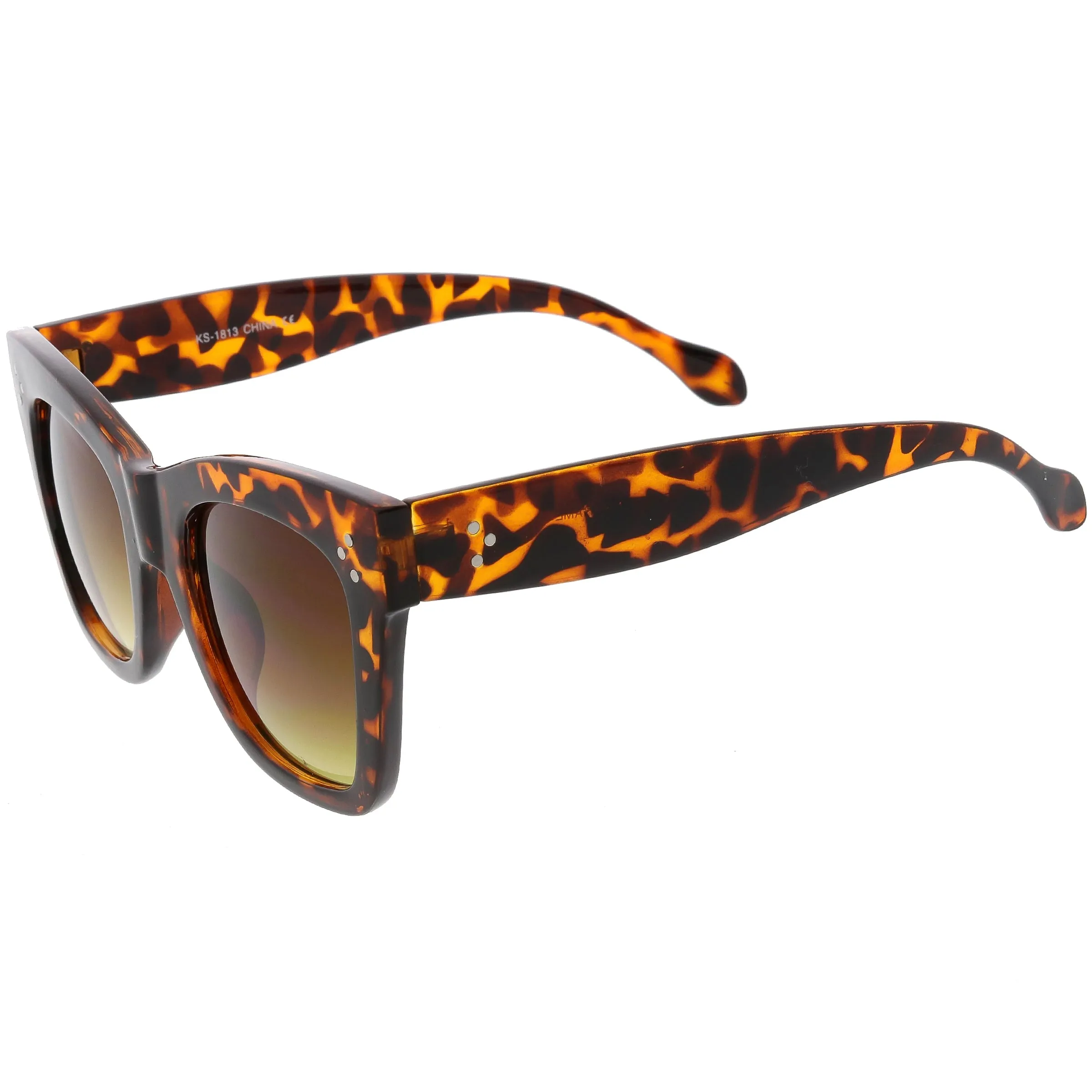 Women's Large Bold Horned Rim With Rivets Sunglasses C874